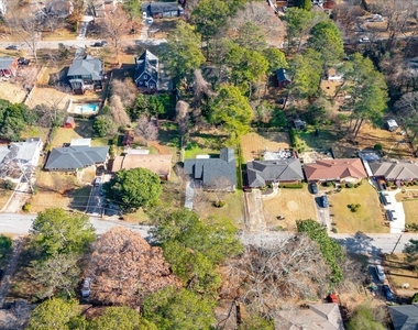 2142 Cloverdale Drive Se - Photo Thumbnail 52
