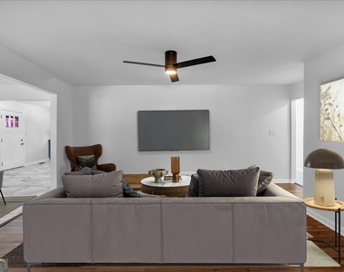 2142 Cloverdale Drive Se - Photo Thumbnail 14