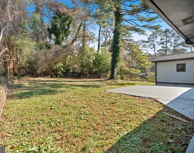 2142 Cloverdale Drive Se - Photo Thumbnail 45