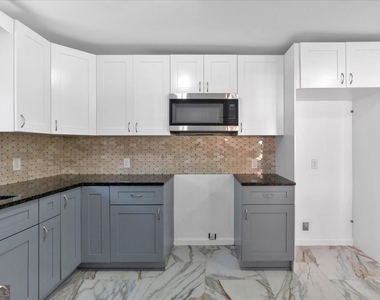 2142 Cloverdale Drive Se - Photo Thumbnail 21