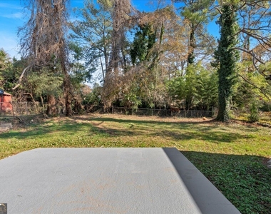 2142 Cloverdale Drive Se - Photo Thumbnail 44