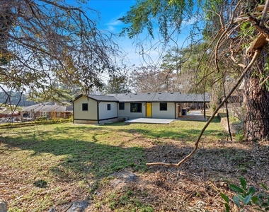 2142 Cloverdale Drive Se - Photo Thumbnail 46