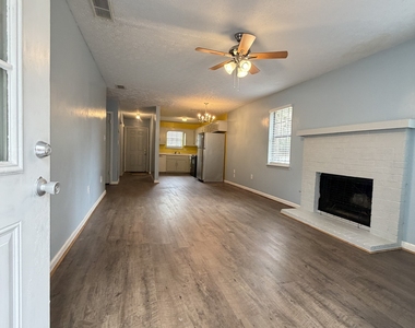 682 Timothy Road - Photo Thumbnail 4