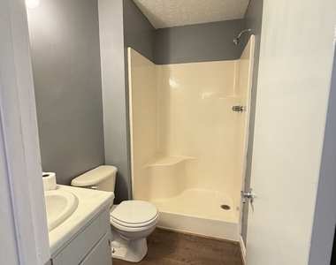 682 Timothy Road - Photo Thumbnail 9