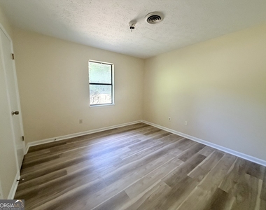 117 Alden Court - Photo Thumbnail 8