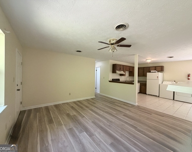 117 Alden Court - Photo Thumbnail 4