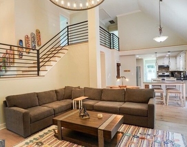 335 Butterfield Lane - Photo Thumbnail 14