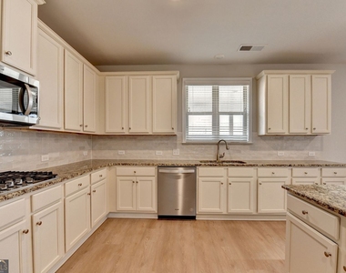 7410 Ansley View Lane - Photo Thumbnail 35