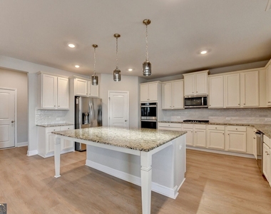 7410 Ansley View Lane - Photo Thumbnail 31