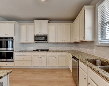 7410 Ansley View Lane - Photo Thumbnail 33