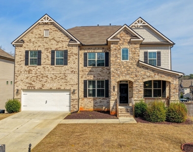 7410 Ansley View Lane - Photo Thumbnail 2