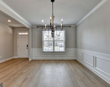 7410 Ansley View Lane - Photo Thumbnail 13