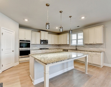 7410 Ansley View Lane - Photo Thumbnail 37