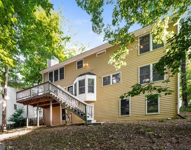 745 Mountain Oaks Parkway - Photo Thumbnail 13