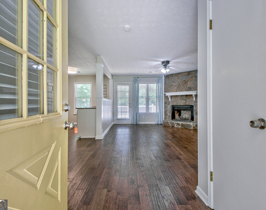 413 Deergrass Trail - Photo Thumbnail 5