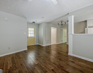 413 Deergrass Trail - Photo Thumbnail 10