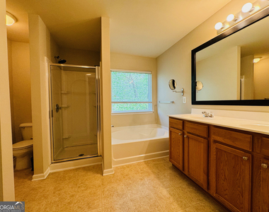 2515 Sheldon Place - Photo Thumbnail 19