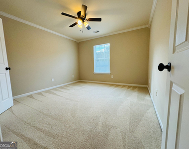 2515 Sheldon Place - Photo Thumbnail 18