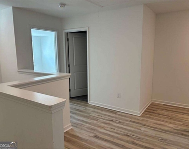 199 Peregrine Point - Photo Thumbnail 9