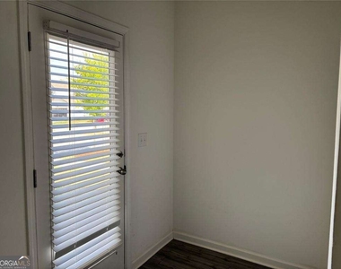 199 Peregrine Point - Photo Thumbnail 7