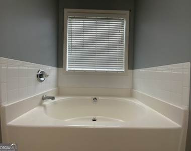69 Jameston Drive - Photo Thumbnail 18