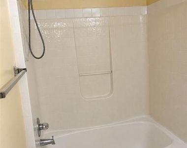 3477 Carraige Chase Road - Photo Thumbnail 9