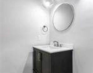 110 Moreland Avenue Se - Photo Thumbnail 7