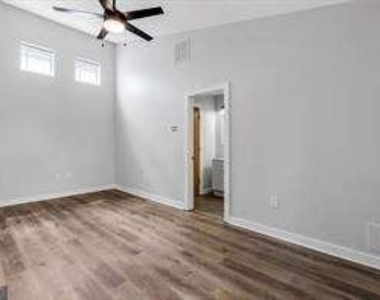 110 Moreland Avenue Se - Photo Thumbnail 15