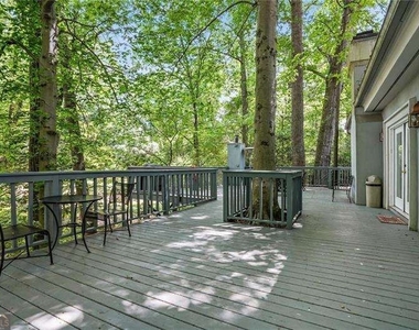 3203 Lenox Road Ne - Photo Thumbnail 22