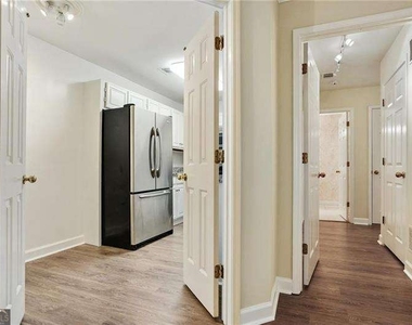 3203 Lenox Road Ne - Photo Thumbnail 4