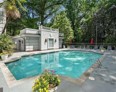 3203 Lenox Road Ne - Photo Thumbnail 20