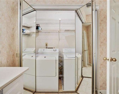 3203 Lenox Road Ne - Photo Thumbnail 17