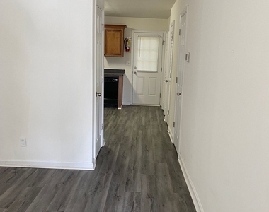 432 W I Parkway - Photo Thumbnail 3