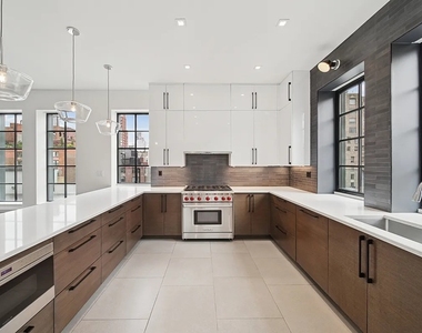 Copy of 151 East 80th Street, Unit Pha - Photo Thumbnail 2