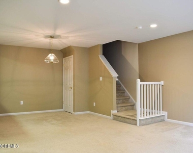 311 Brookfield Drive - Photo Thumbnail 4