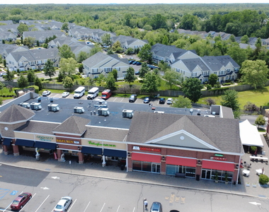 311 Brookfield Drive - Photo Thumbnail 14