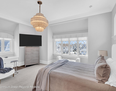 459 Normandy Drive - Photo Thumbnail 19