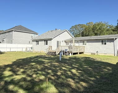 132 Tiller Avenue - Photo Thumbnail 24