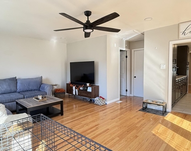 132 Tiller Avenue - Photo Thumbnail 9