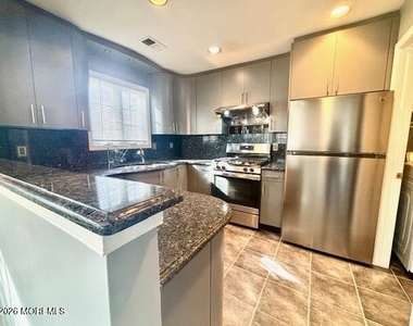 116 Wellington Court - Photo Thumbnail 5