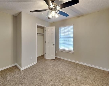 8101 Pacific Street - Photo Thumbnail 16