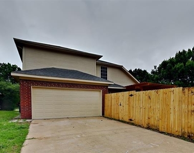8101 Pacific Street - Photo Thumbnail 21