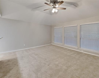 6213 Lennox Lane - Photo Thumbnail 2