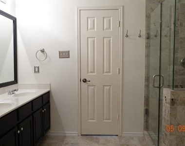 2681 Calmwater Drive - Photo Thumbnail 14