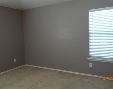 2681 Calmwater Drive - Photo Thumbnail 20