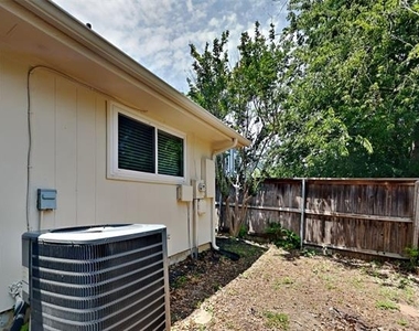 247 Stallion Drive - Photo Thumbnail 16