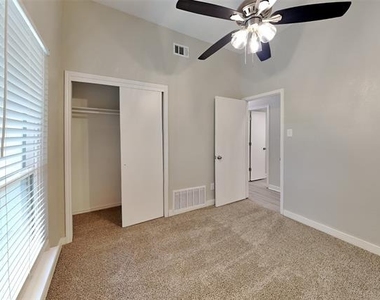247 Stallion Drive - Photo Thumbnail 12