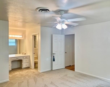 4809 Wheelock Drive - Photo Thumbnail 21