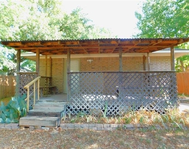 1114 E Mulberry Street - Photo Thumbnail 23