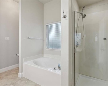 8309 Juliette Drive - Photo Thumbnail 11